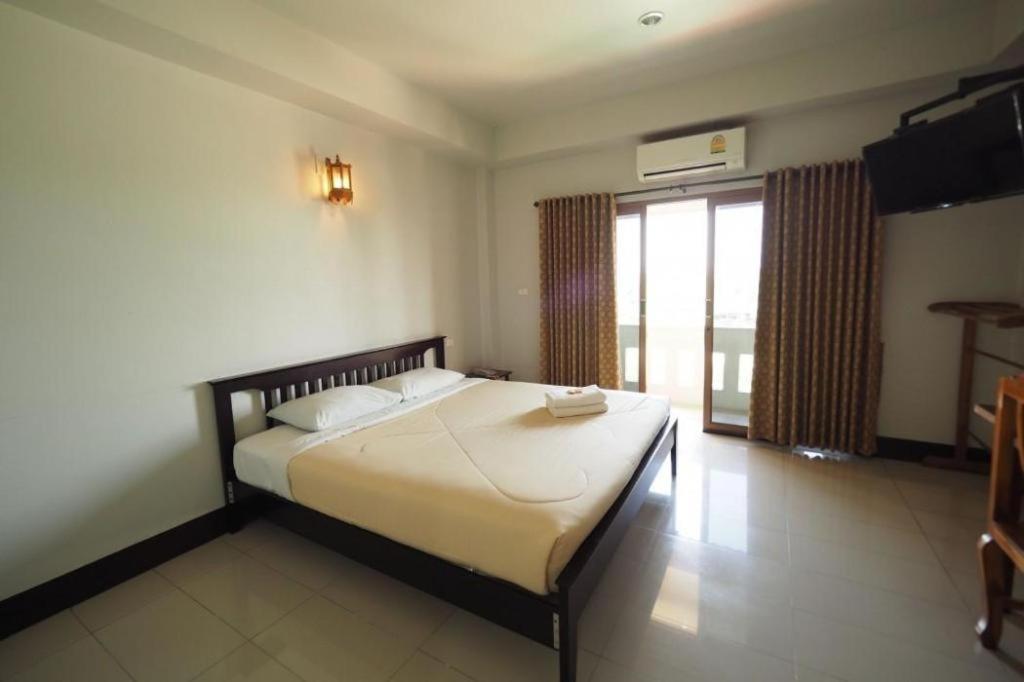 Amornsukhothai Hotel Luaran gambar