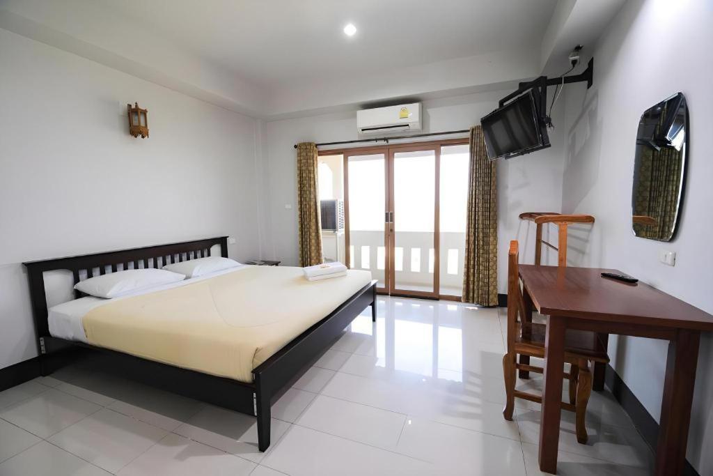 Amornsukhothai Hotel Luaran gambar